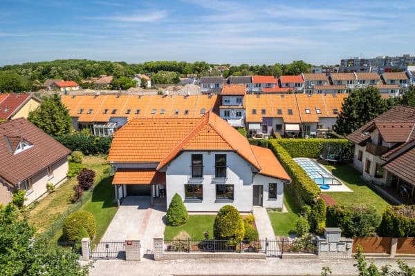 Prodej domu 187 m², pozemek 506 m², Machnova, Praha Prodej domu 187 m², pozemek 506 m², Machnova, Praha