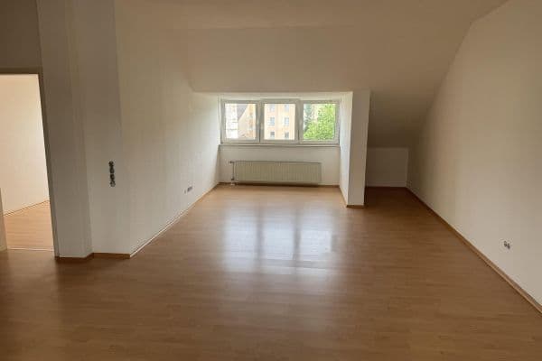 Pronájem bytu 2+1 63 m², Kunstfeldstrasse 4, Leverkusen Pronájem bytu 2+1 63 m², Kunstfeldstrasse 4, Leverkusen