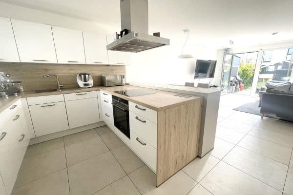 Prodej domu 134 m², pozemek 133 m², Langenfeld Prodej domu 134 m², pozemek 133 m², Langenfeld
