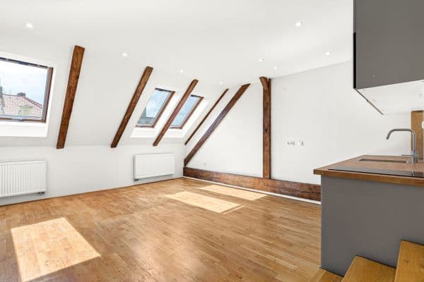 Prodej bytu 2+kk 48 m², Dukelských hrdinů, Praha Prodej bytu 2+kk 48 m², Dukelských hrdinů, Praha