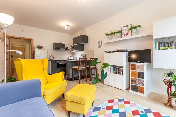 Pronájem bytu 1+kk 34 m², Sazovická, Praha Pronájem bytu 1+kk 34 m², Sazovická, Praha