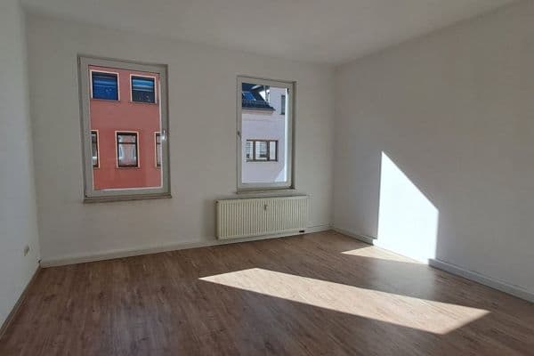 Pronájem bytu 3+1 76 m², Crimmitschau Pronájem bytu 3+1 76 m², Crimmitschau
