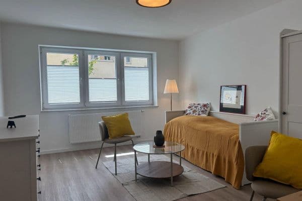 Pronájem bytu 2+1 40 m², Köln Kalk Pronájem bytu 2+1 40 m², Köln Kalk