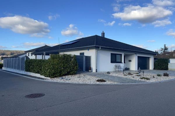Prodej domu 220 m², pozemek 741 m², Wutöschingen Prodej domu 220 m², pozemek 741 m², Wutöschingen