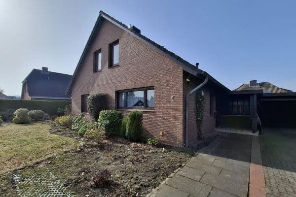 Prodej domu 127 m², pozemek 865 m², Hammah Prodej domu 127 m², pozemek 865 m², Hammah