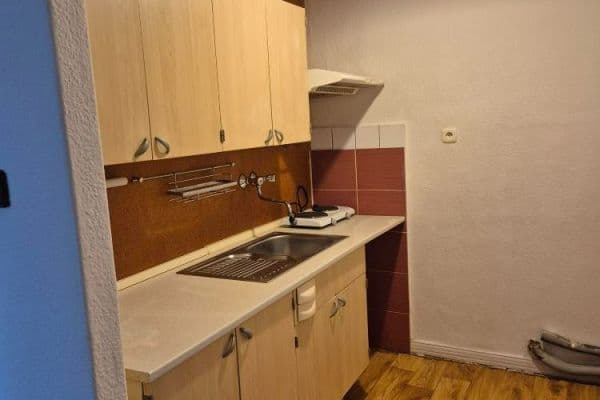 Pronájem bytu 1+kk 34 m², Květinová, Orlová Pronájem bytu 1+kk 34 m², Květinová, Orlová