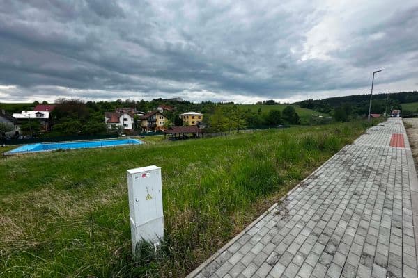 Prodej pozemku 811 m², Tichov Prodej pozemku 811 m², Tichov