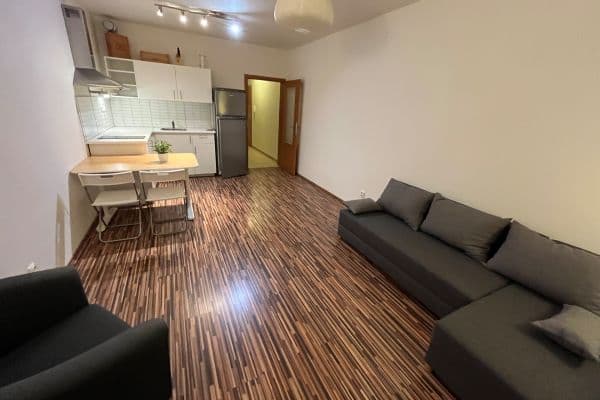 Pronájem bytu 1+kk 33 m², Davidovičova, Praha Pronájem bytu 1+kk 33 m², Davidovičova, Praha