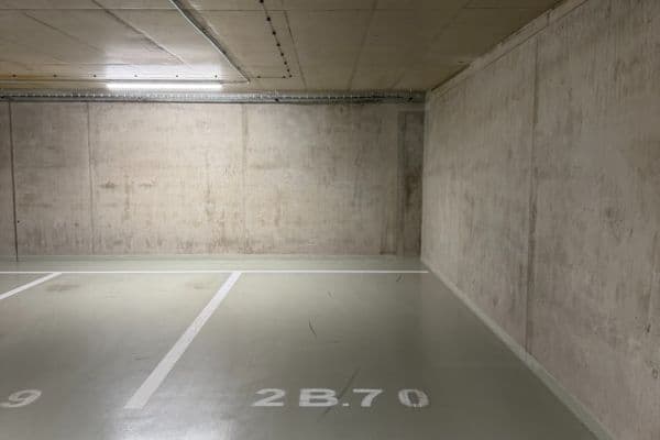 Pronájem garáže 14 m², třída Generála Píky, Brno Pronájem garáže 14 m², třída Generála Píky, Brno