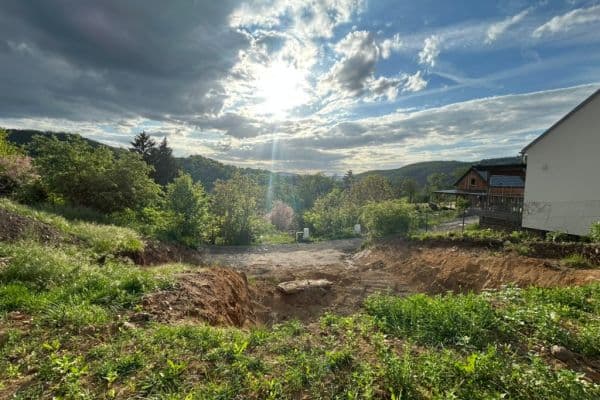 Prodej pozemku 642 m², K Zámku, Hlásná Třebaň Prodej pozemku 642 m², K Zámku, Hlásná Třebaň