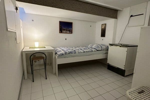 Pronájem bytu 1+kk 14 m², Náchodská, Praha Pronájem bytu 1+kk 14 m², Náchodská, Praha
