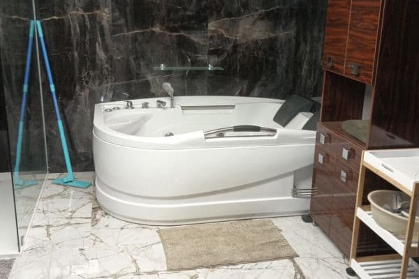 Pronájem bytu 2+kk 58 m², Jamská, Praha Pronájem bytu 2+kk 58 m², Jamská, Praha