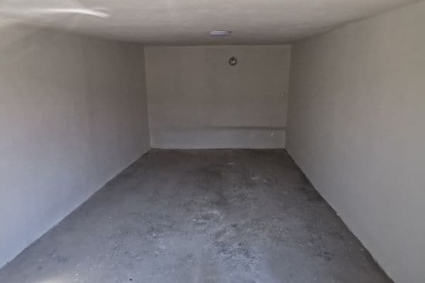 Pronájem garáže 19 m², Frýdek-Místek Pronájem garáže 19 m², Frýdek-Místek