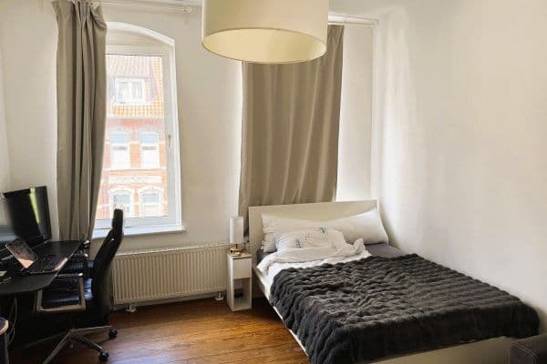 Pronájem bytu 3+1 88 m², Dammstr. 9, Lüneburg Pronájem bytu 3+1 88 m², Dammstr. 9, Lüneburg