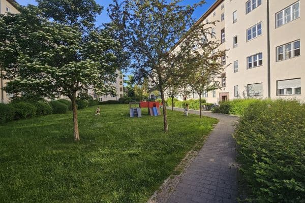 Prodej bytu 2+1 59 m², Mörchinger Straße 115D, Berlin, Berlín Prodej bytu 2+1 59 m², Mörchinger Straße 115D, Berlin, Berlín