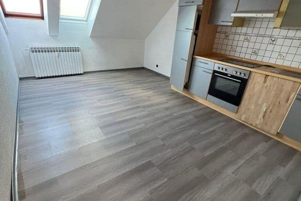 Pronájem bytu 2+1 70 m², Ziegeleiweg 1, Obernkirchen Pronájem bytu 2+1 70 m², Ziegeleiweg 1, Obernkirchen