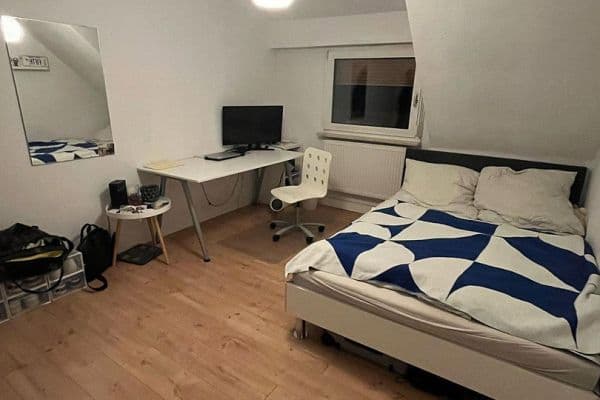 Prodej bytu 4+1 80 m², Rheinhäuserstraße 85, Mannheim, Bádensko-Württembersko Prodej bytu 4+1 80 m², Rheinhäuserstraße 85, Mannheim, Bádensko-Württembersko