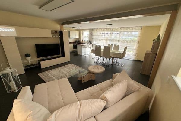 Pronájem bytu 2+kk 86 m², Engeltalstr. 16, Grenzach-Wyhlen Pronájem bytu 2+kk 86 m², Engeltalstr. 16, Grenzach-Wyhlen