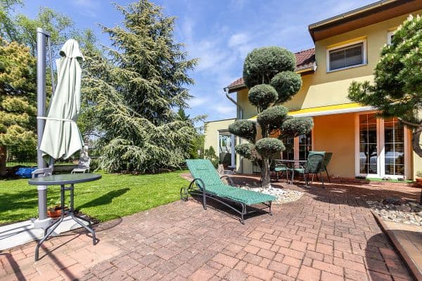 Prodej domu 270 m², pozemek 598 m², K Remízku, Vestec Prodej domu 270 m², pozemek 598 m², K Remízku, Vestec