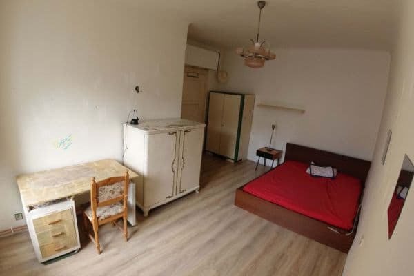 Pronájem bytu 3+1 100 m², Moskevská, Praha Pronájem bytu 3+1 100 m², Moskevská, Praha