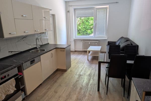 Pronájem bytu 4+kk 70 m², Fabiánova, Praha Pronájem bytu 4+kk 70 m², Fabiánova, Praha