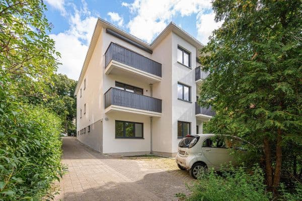 Prodej bytu 2+1 62 m², Leydenallee 37, Berlin, Berlín Prodej bytu 2+1 62 m², Leydenallee 37, Berlin, Berlín