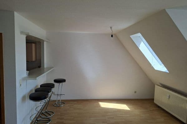 Pronájem bytu 2+1 52 m², Enzstr. 8/1, Herrenberg-Oberjesingen Pronájem bytu 2+1 52 m², Enzstr. 8/1, Herrenberg-Oberjesingen