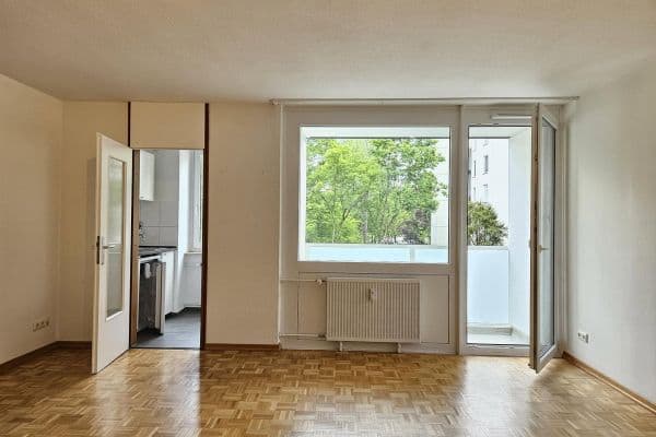 Pronájem bytu 1+1 40 m², Heiglhofstraße 86, München, Bavorsko Pronájem bytu 1+1 40 m², Heiglhofstraße 86, München, Bavorsko