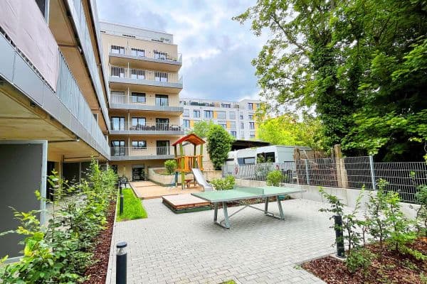 Pronájem bytu 3+1 90 m², Lange Straße 65, Fürth Pronájem bytu 3+1 90 m², Lange Straße 65, Fürth