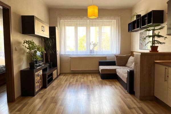 Prodej bytu 2+kk 46 m², Hartigova, Praha Prodej bytu 2+kk 46 m², Hartigova, Praha
