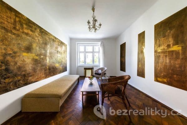 Prodej bytu 2+1 49 m², Biskupcova, Praha Prodej bytu 2+1 49 m², Biskupcova, Praha
