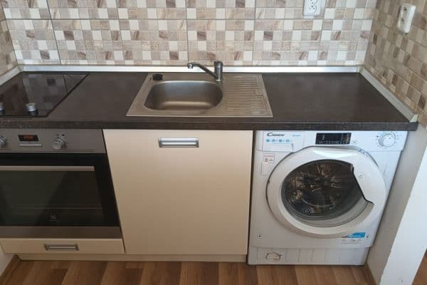 Pronájem bytu Garsoniéra 23 m², Nad Lesním divadlem, Praha Pronájem bytu Garsoniéra 23 m², Nad Lesním divadlem, Praha