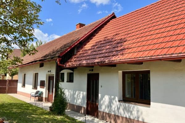 Prodej domu 145 m², pozemek 1.679 m², Tyršova, Žiželice Prodej domu 145 m², pozemek 1.679 m², Tyršova, Žiželice