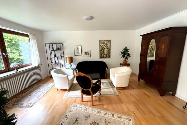Pronájem bytu 3+1 85 m², Niendorfer Gehege 1, Hamburg Pronájem bytu 3+1 85 m², Niendorfer Gehege 1, Hamburg