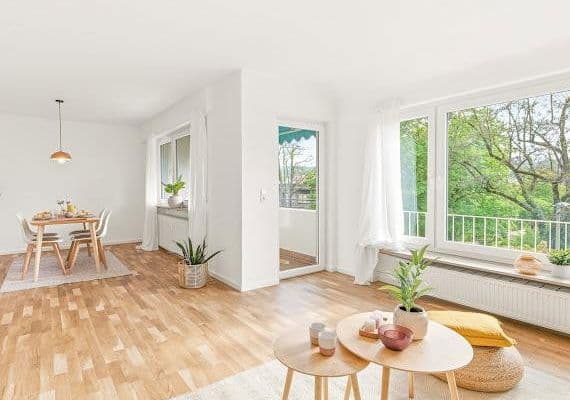 Pronájem bytu 3+kk 77 m², Obertürkheim Pronájem bytu 3+kk 77 m², Obertürkheim