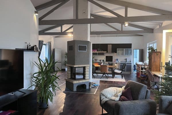 Pronájem bytu 5+1 170 m², Leverkusen Pronájem bytu 5+1 170 m², Leverkusen