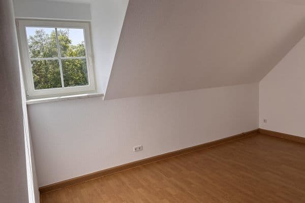 Pronájem bytu 3+1 70 m², Dora-Helene-Str. 1, Lobstädt Pronájem bytu 3+1 70 m², Dora-Helene-Str. 1, Lobstädt