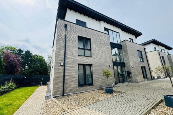 Pronájem bytu 3+1 92 m², Brühlstr. 27b, Wassenberg Pronájem bytu 3+1 92 m², Brühlstr. 27b, Wassenberg