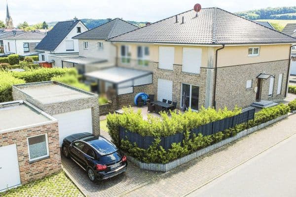 Prodej domu 140 m², pozemek 280 m², Am Rosenmühlenbach 1A, Bissendorf, Dolní Sasko Prodej domu 140 m², pozemek 280 m², Am Rosenmühlenbach 1A, Bissendorf, Dolní Sasko