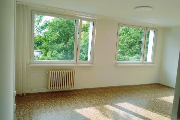 Prodej bytu 1+kk 35 m², Ostravská, Praha Prodej bytu 1+kk 35 m², Ostravská, Praha