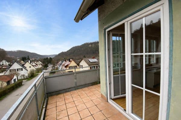 Pronájem bytu 4+1 78 m², Webertalstr. 21, Oberndorf Pronájem bytu 4+1 78 m², Webertalstr. 21, Oberndorf