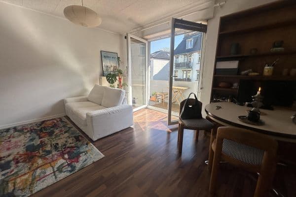 Pronájem bytu 1+1 44 m², Mannheim Pronájem bytu 1+1 44 m², Mannheim