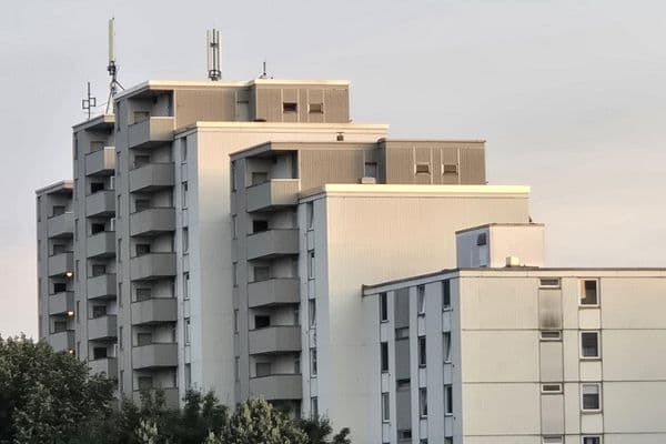 Prodej bytu 3+1 70 m², Glashüttenstraße 25, Köln Prodej bytu 3+1 70 m², Glashüttenstraße 25, Köln