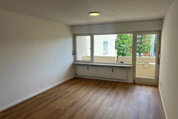 Pronájem bytu 1+1 38 m², Unterhaching, Bavorsko Pronájem bytu 1+1 38 m², Unterhaching, Bavorsko