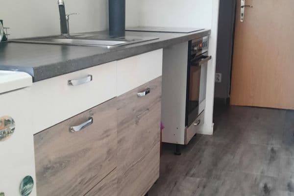 Pronájem bytu 1+1 43 m², Liškova, Litoměřice Pronájem bytu 1+1 43 m², Liškova, Litoměřice