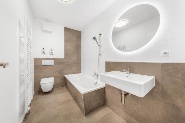 Prodej bytu 2+1 71 m², Körnerstraße 38, Leipzig, Sasko Prodej bytu 2+1 71 m², Körnerstraße 38, Leipzig, Sasko