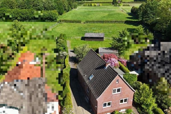 Prodej domu 158 m², pozemek 1.220 m², Rellingen Prodej domu 158 m², pozemek 1.220 m², Rellingen