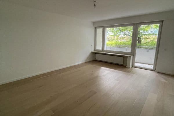 Prodej bytu 3+1 84 m², Leonrodstraße 60, München, Bavorsko Prodej bytu 3+1 84 m², Leonrodstraße 60, München, Bavorsko