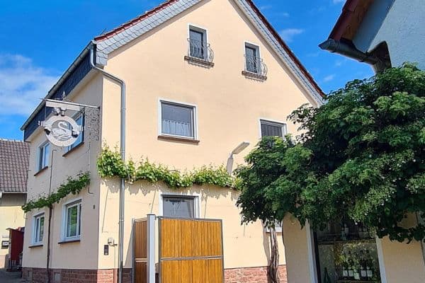 Prodej domu 246 m², pozemek 932 m², Friedhofstraße 21, Worms Prodej domu 246 m², pozemek 932 m², Friedhofstraße 21, Worms