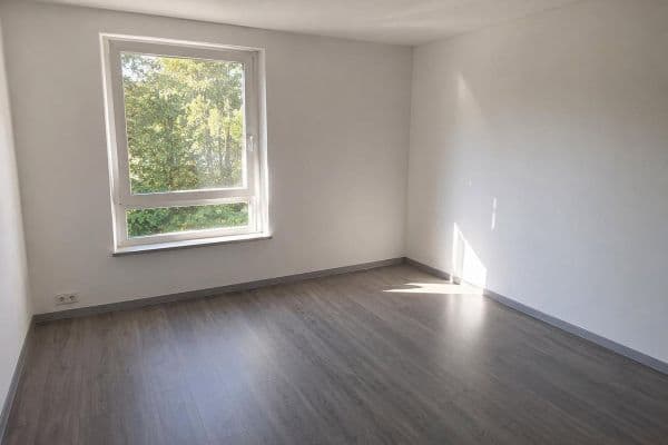 Prodej bytu 3+1 75 m², Essen, Severní Porýní-Vestfálsko Prodej bytu 3+1 75 m², Essen, Severní Porýní-Vestfálsko
